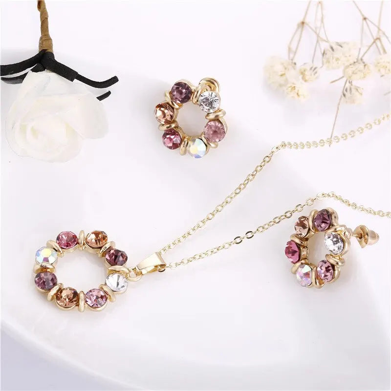 3pcs Gold Necklace Earrings Set Ladies Celebrity Simple Fashion Style Exquisite Stained Glass Diamond Circle Shape Jewelry